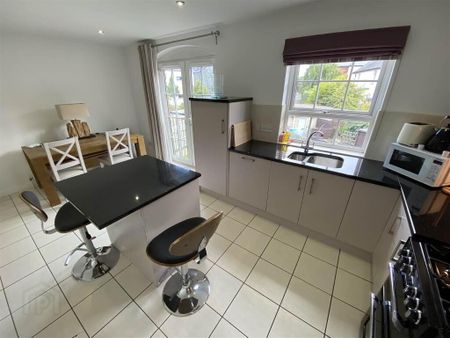 3 Priory Park, Off Bangor Road, Holywood, BT18 0LG - Photo 4