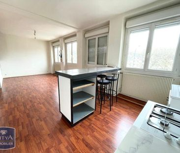 Location Appartement 1 pièce 47m² ST PRIEST EN JAREZ 42270 - Photo 2