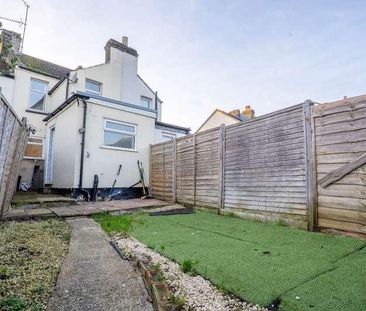 Kitchener Road, Rochester, Kent, ME2 - Photo 4