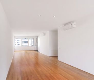 Geräumige 4.5-Zimmer-Wohnung mit Balkon in Zug - Photo 3