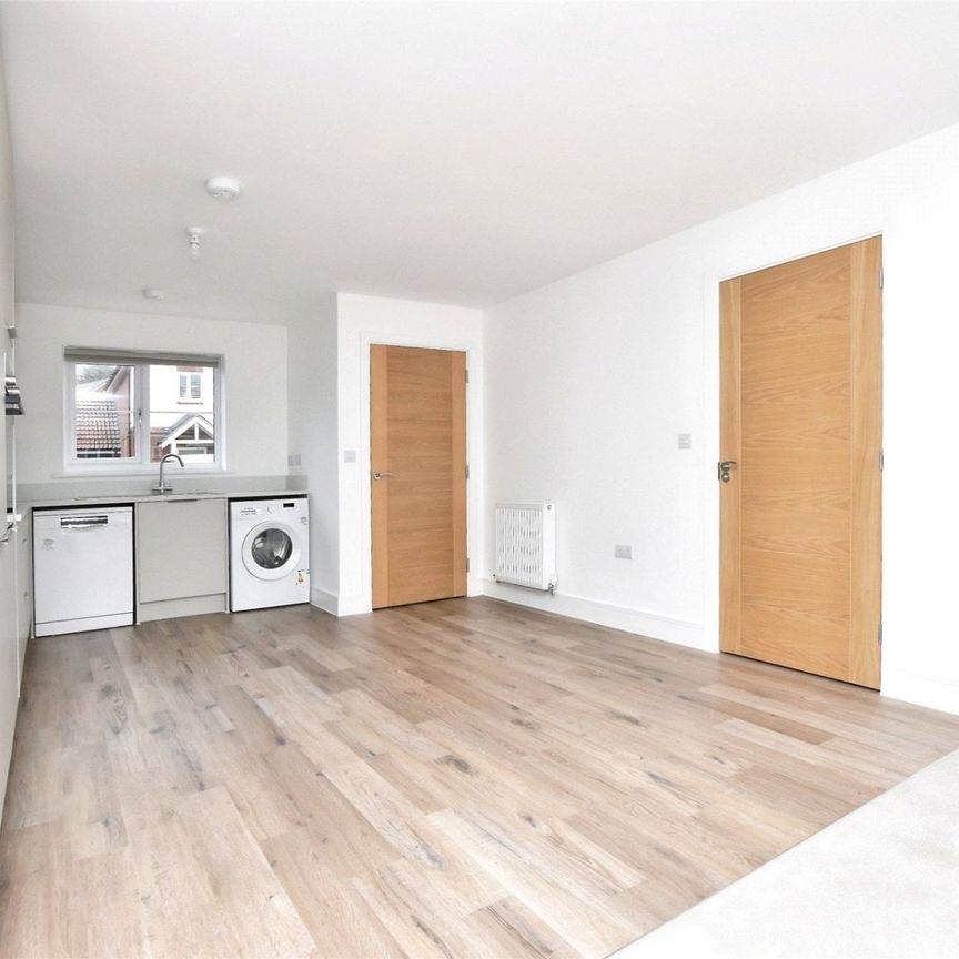 Skylark Way, Exmouth, Devon, EX8 - Photo 1