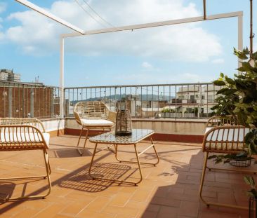Room in a shared 4-bedroom apartment for rent in l'Antiga Esquerra ... - Photo 3
