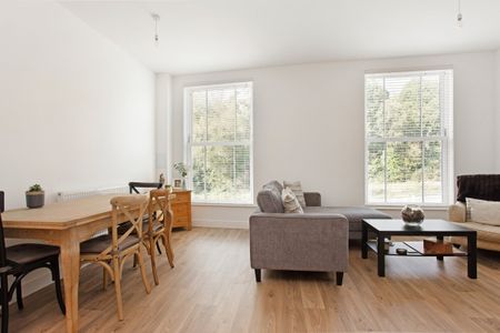 2 bedroom flat to rent - Photo 5