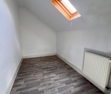 Location Appartement 4 pièces 95m² - Photo 6