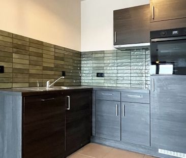 Appartement te huur in Lier voor € 850 met 1 slaapkamer - Foto 2