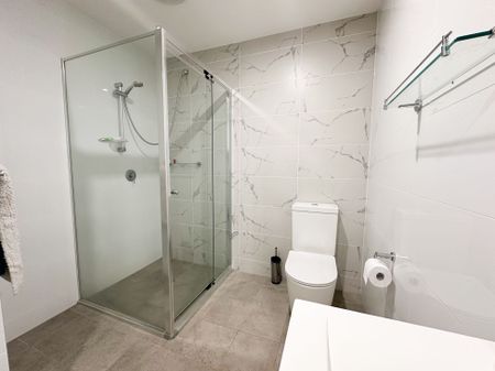 LIVE THE LIFESTYLE - Photo 4