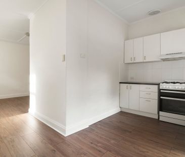 Studio Apartment Available In Desirable Toorak - Photo 5