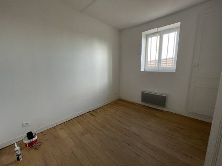 Location maison 5 pièces 110 m² à Saint-Pierre-de-Bœuf (42520) - Photo 5