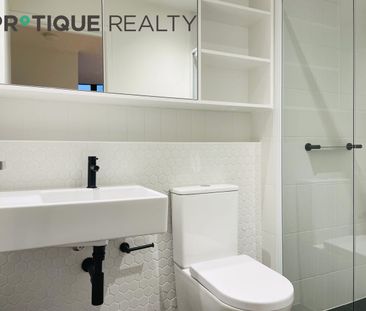 Victoria Square I Unfurnished 2B1B Apartment - Photo 6