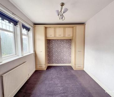 2 bedroom end of terrace house to rent - Photo 5