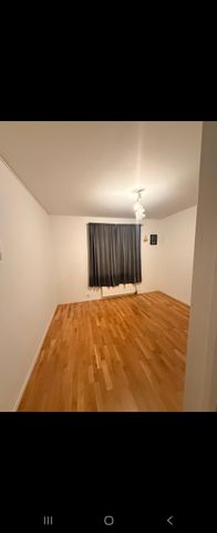 Sandstensvägen, Jordbro - Photo 3