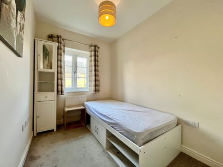 Bletchley Fold, Leeds, Horsforth - Photo 4