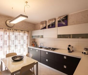Elegante e luminoso appartamento arredato in residence Villa Dante - Photo 4