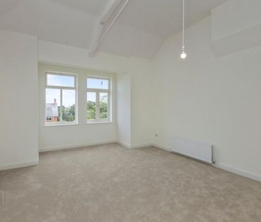 Apartment 6 35 College Green, College Avenue, Bangor, BT20 5FA - Photo 2