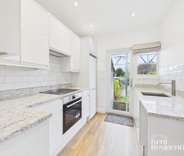 3 bedroom terraced house to rent - Photo 6