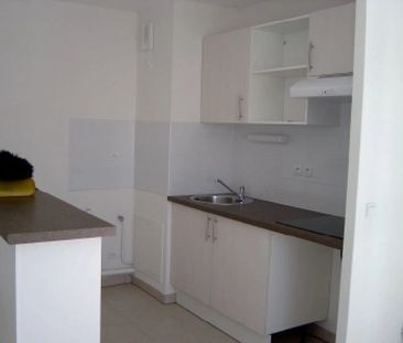 Location Appartement 3 pièces 56m² PERIGNY 17180 - Photo 2