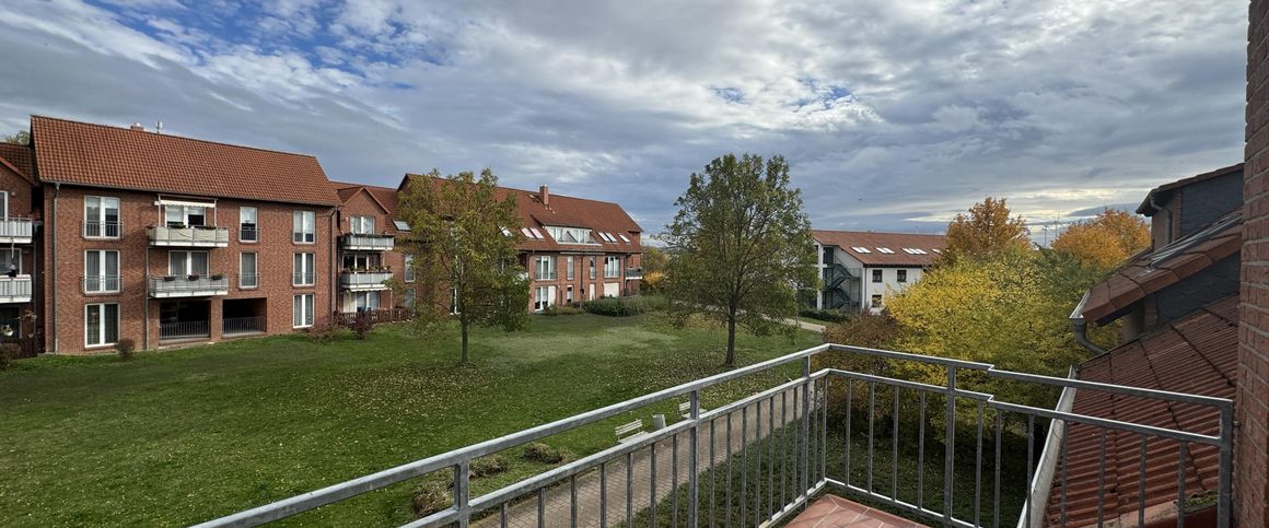 Perfekter Rückzugsort: Moderne 3-Raum-Wohnung mit Balkon - Foto 1