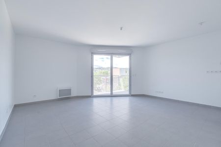 location Appartement F1 DE 33.48m² À NICE - Photo 3