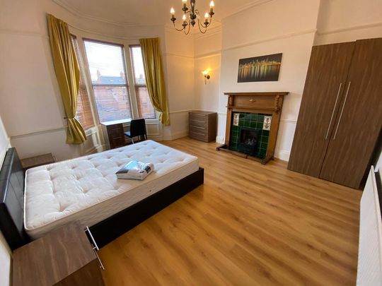 4 bedroom maisonette to rent - Photo 1