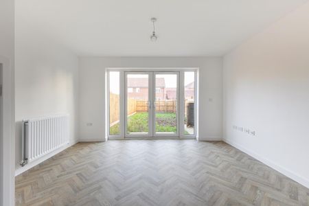 2 bedroom semi-detached house to rent - Photo 3