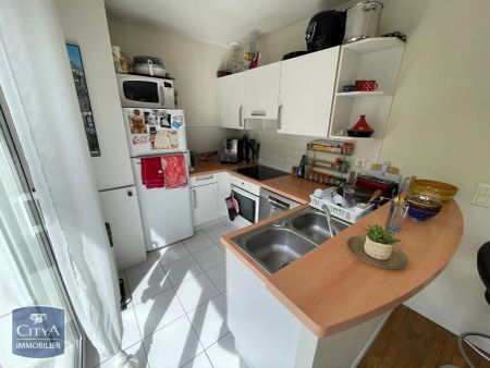Appartement à louer 3 pièces 66.7m² - Photo 2