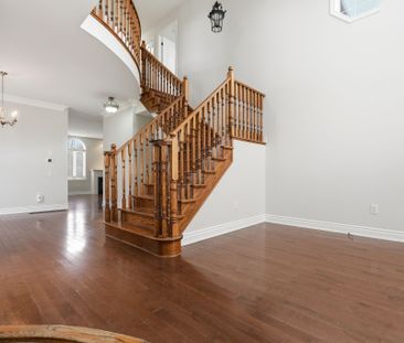 For Lease - 319 Duskywing Way, Oakville, Ontario - Photo 5