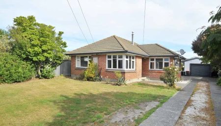 Great Location Family Home - Photo 5