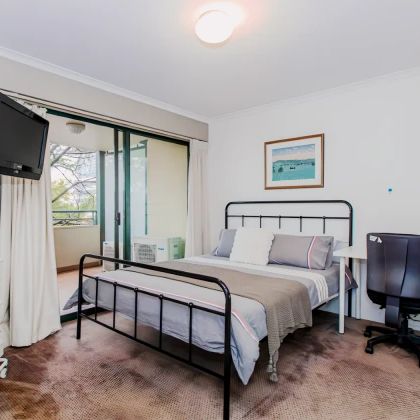 2 bed 2 bath-113-mater room - Photo 4