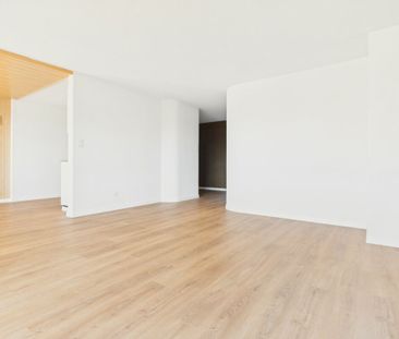 Grosszügige und gepflegte 4.5 Zimmer Wohnung an zentraler Lage! - Photo 6