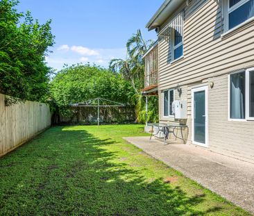 Upstairs 1 Olive Street, Hendra QLD 4011 - Photo 2