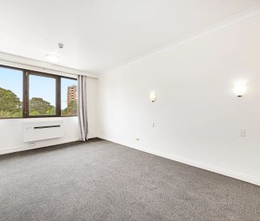 Renovated Studio Apartment in the Shore Apartments - Photo 1