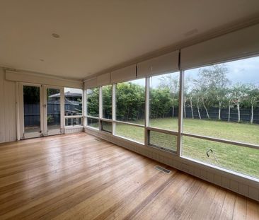 12 Sage Street, Oakleigh East, Vic 3166 - Photo 4