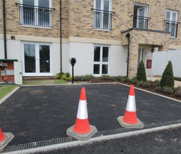 1 bedroom flat to rent - Photo 6