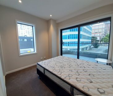 Light-Filled Windows at The Antipodean - Photo 5