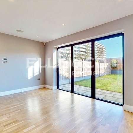 Bideford Avenue, Perivale, Greenford, UB6 - Photo 1