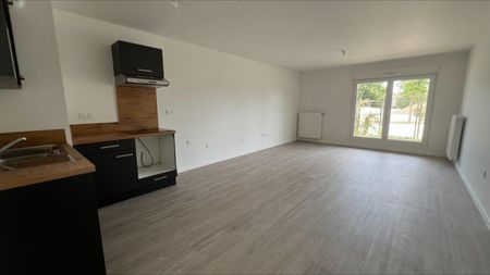 Location Appartement 3 pièces 63m² CHARTRES 28000 - Photo 2