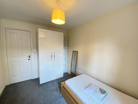 2 bedroom flat to rent - Photo 5