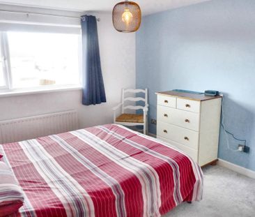 3 bedroom semi-detached house to rent - Photo 5