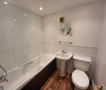 3 bedroom townhouse to rent - Photo 6