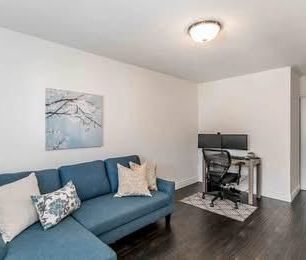 For Lease - 35 Knightswood Crescent, Brampton, Ontario - Photo 2