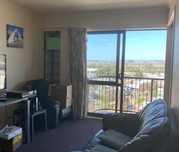 One Bedroom Apartment in Manukau! - Photo 1