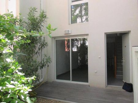 Location appartement récent 2 pièces 42.5 m² à Montpellier (34000) - Photo 2