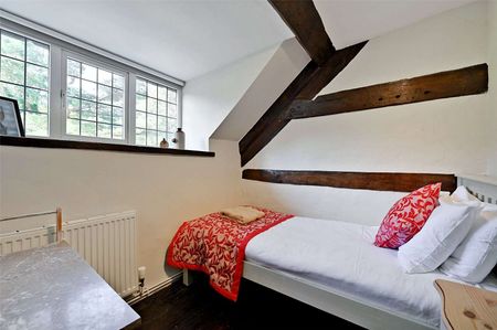 SHORT LET - 5 bedroom stone cottage on the edge of the Black Mountains - Photo 3