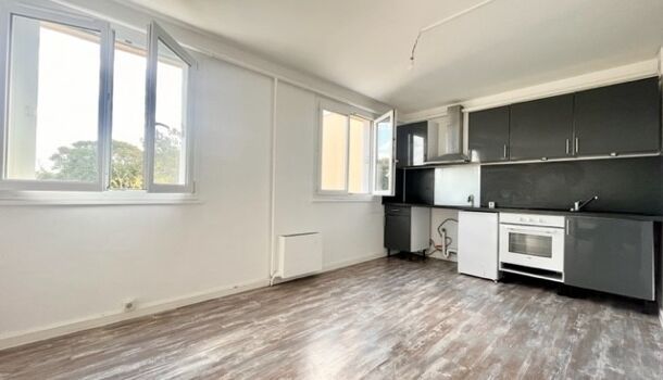 Appartement 4 pièces 63m2 REIMS 600 euros - Photo 1