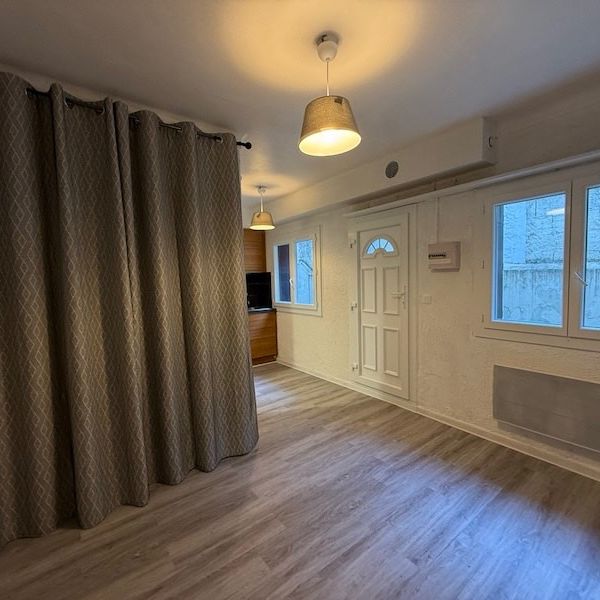 Location Appartement 1 pièce 18m² - Photo 1