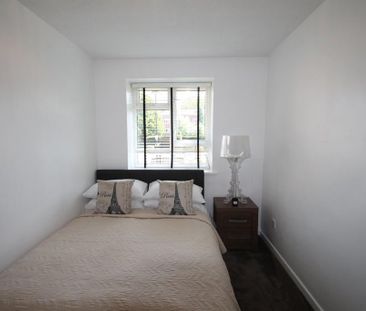 1 bedroom ground floor flat to rent - Photo 3