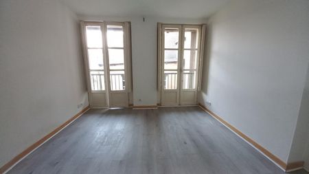 Location Appartement 3 pièces 64m² NANTES 44000 - Photo 2
