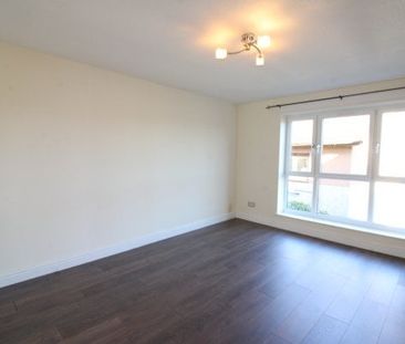 Moorfoot Avenue, Paisley - Photo 5