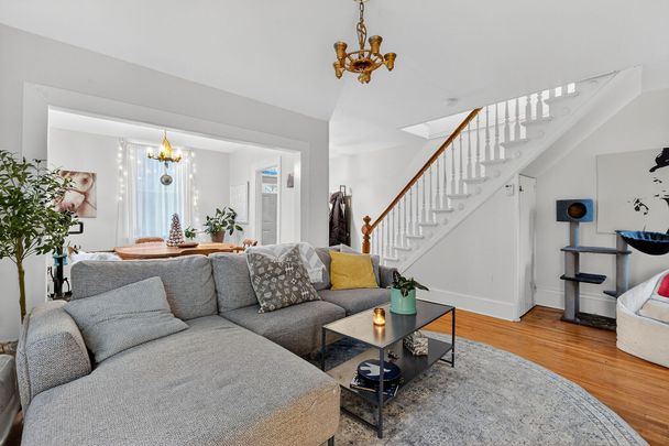 For Lease - 534 Rochester Street, Dows Lake - Civic Hospital and Area, Ontario - Photo 1