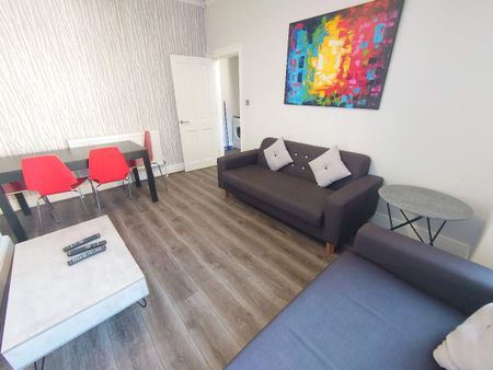 Gilroy Road, Kensington. - Photo 2